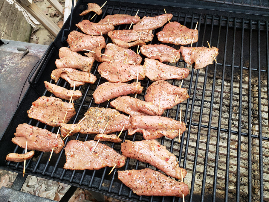 jerky on the grill
